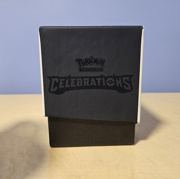 Pokemon celebrations elite trainer box - Picture 9 of 12